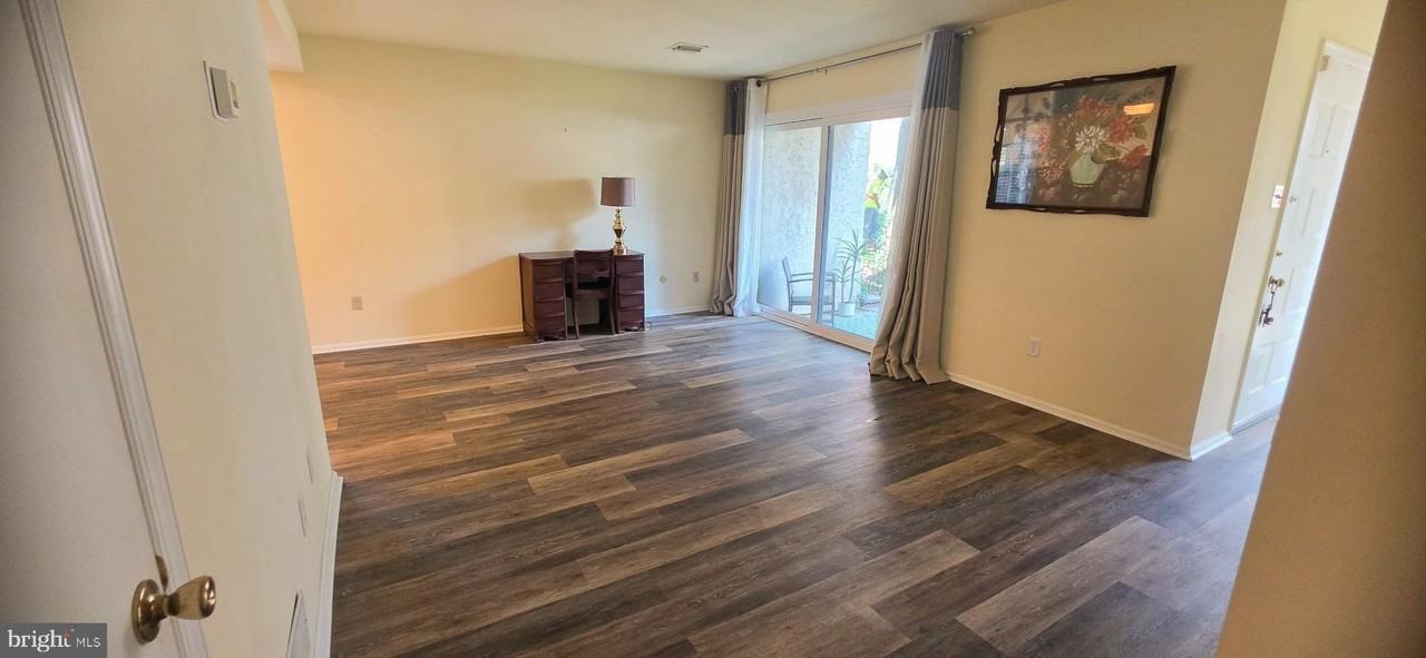1-4 Aspen Way - Photo 3 of 17