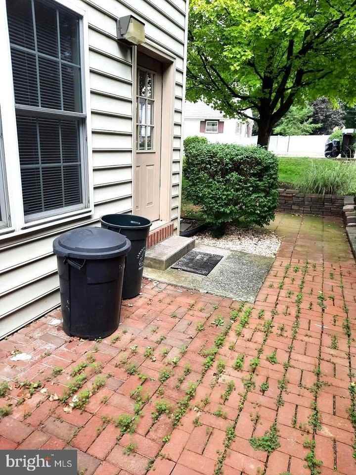 51 N Cherry St - Photo 3 of 13