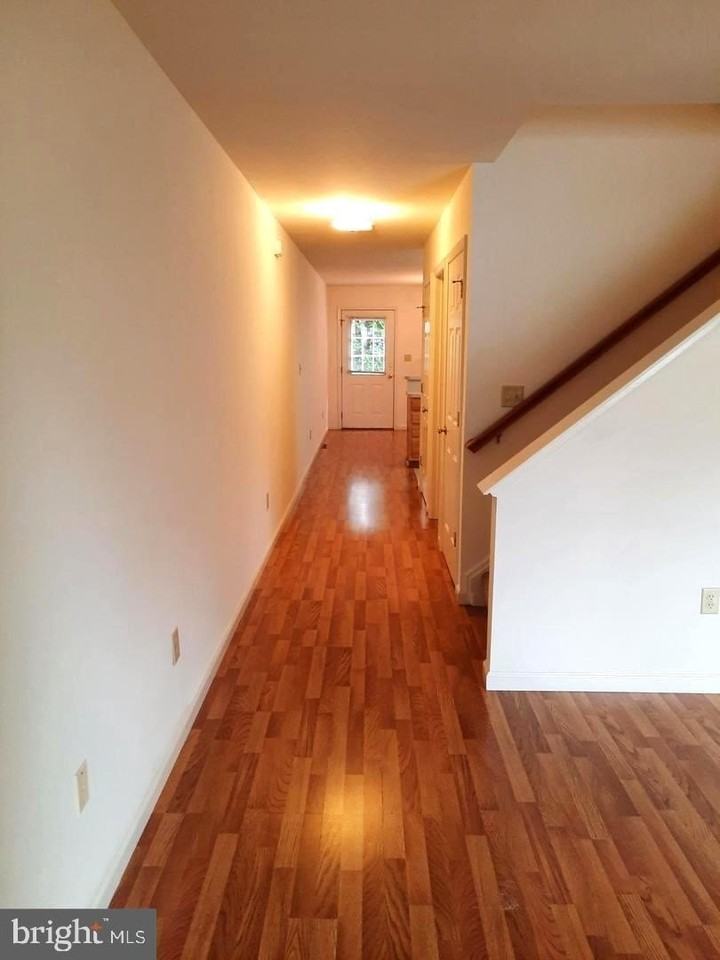 51 N Cherry St - Photo 5 of 13