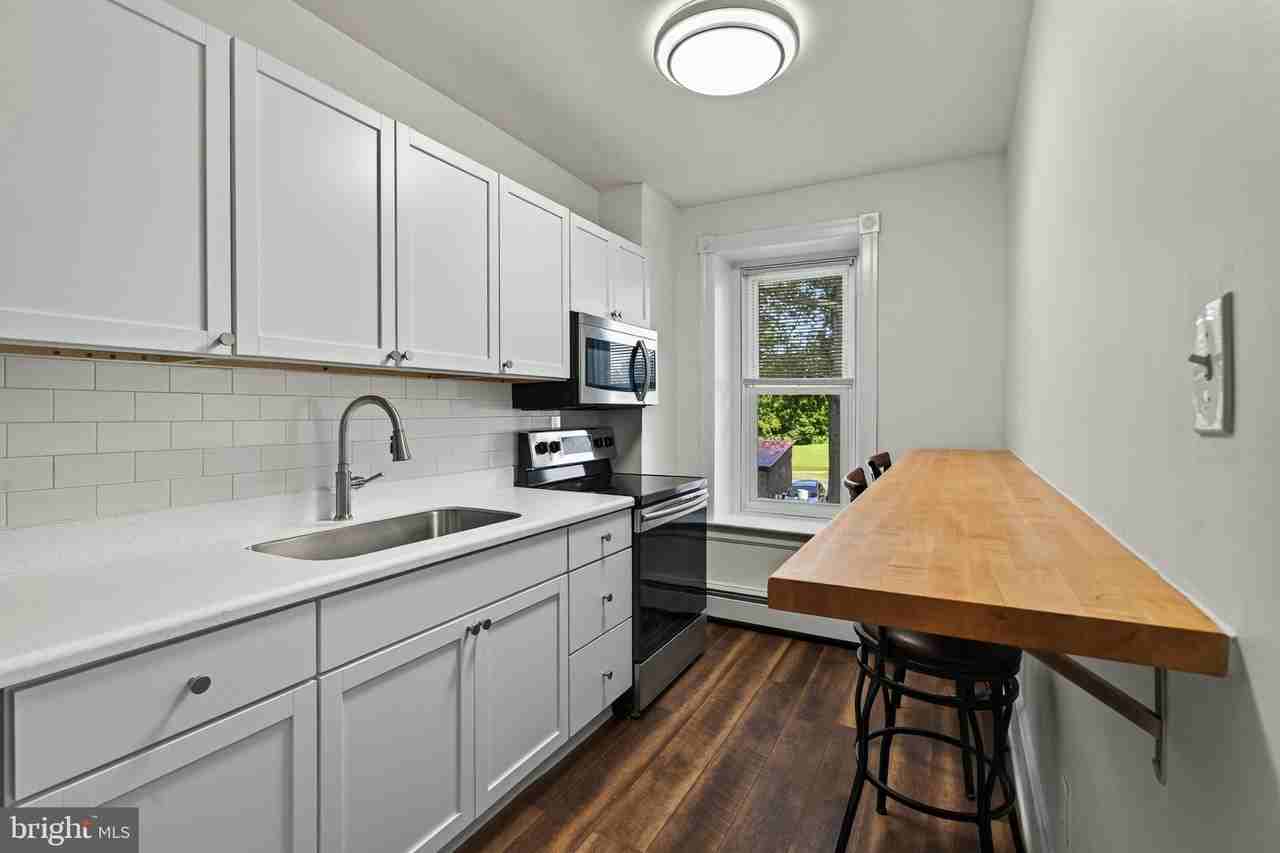 445 E Main St #2 - Photo 4 of 30