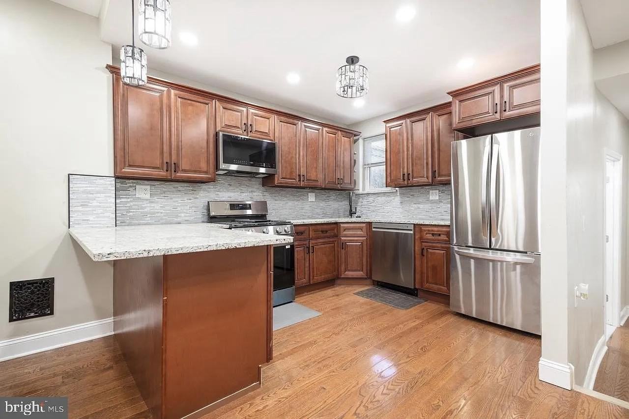 1504 N 26th St - Photo 6 of 15