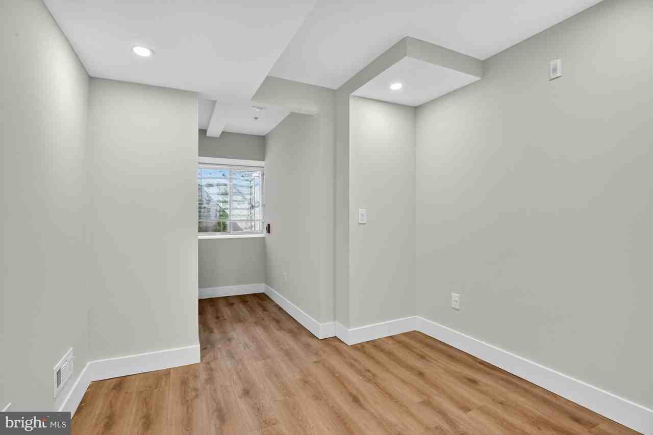 1702 Point Breeze Ave #C - Photo 7 of 16