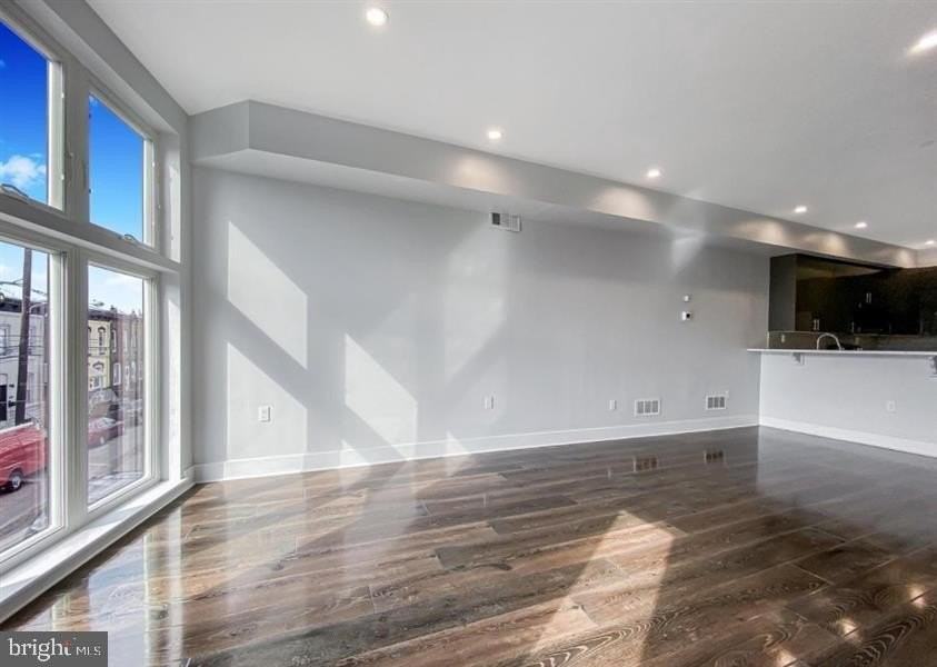 2211 Moore St #2 - Photo 3 of 13