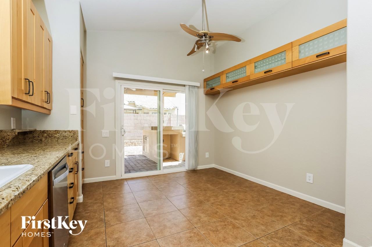 4116 E Tanglewood Dr - Photo 6 of 16