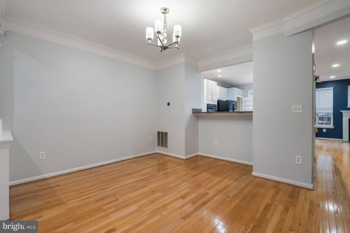 8648 Royal Worcester Ln - Photo 6 of 47