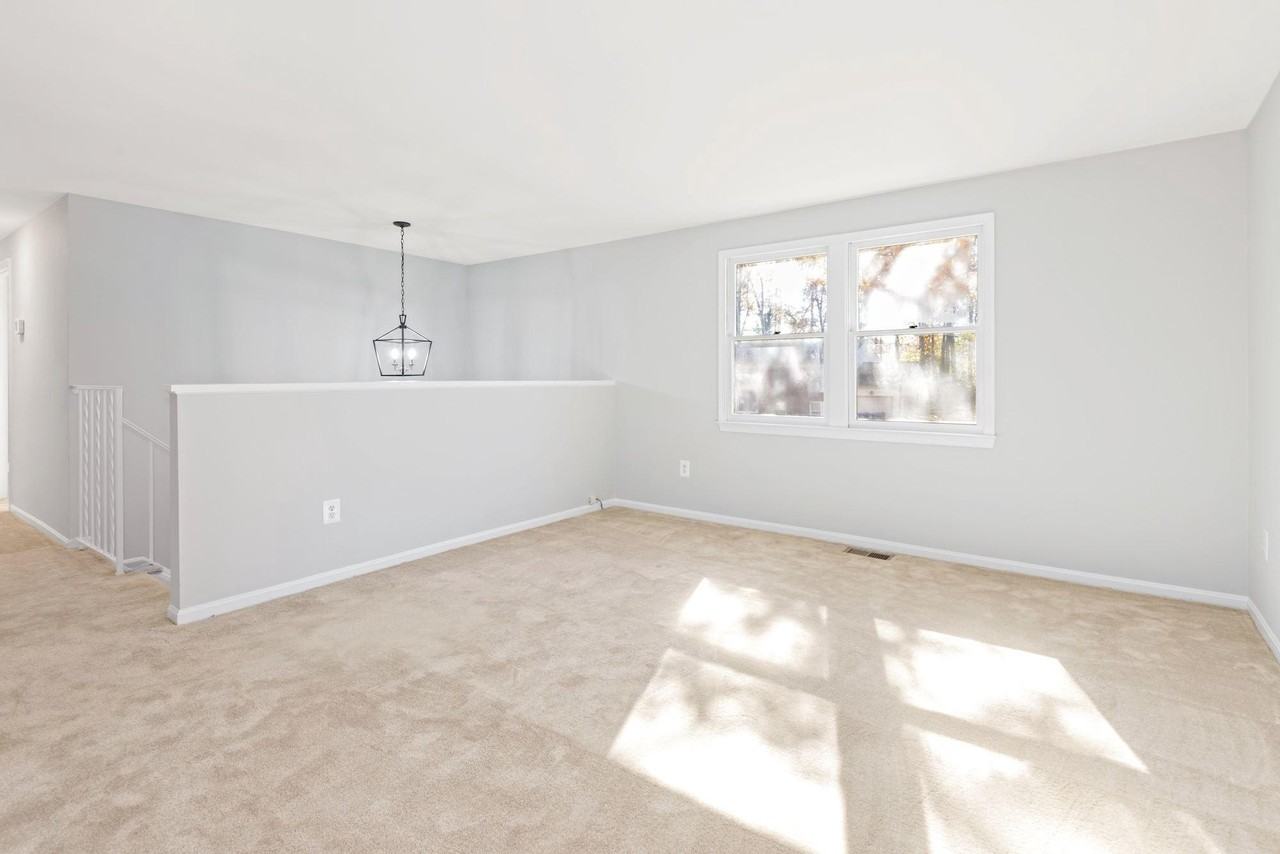 12712 Longleaf Ln - Photo 6 of 33