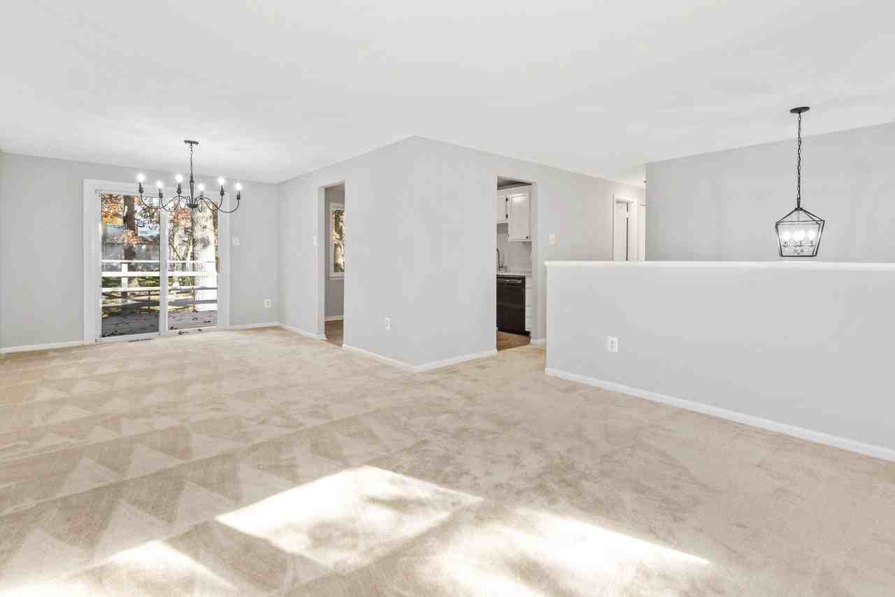 12712 Longleaf Ln - Photo 7 of 33