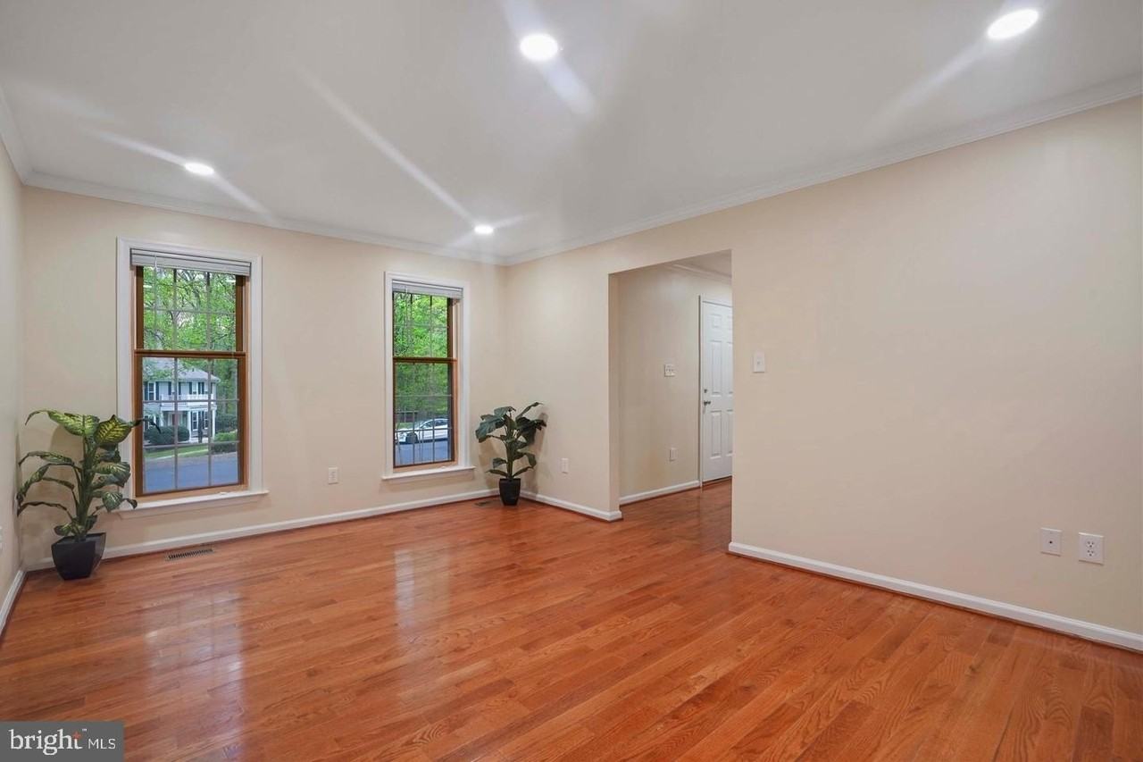 5105 Pheasant Ridge Rd - Photo 7 of 32