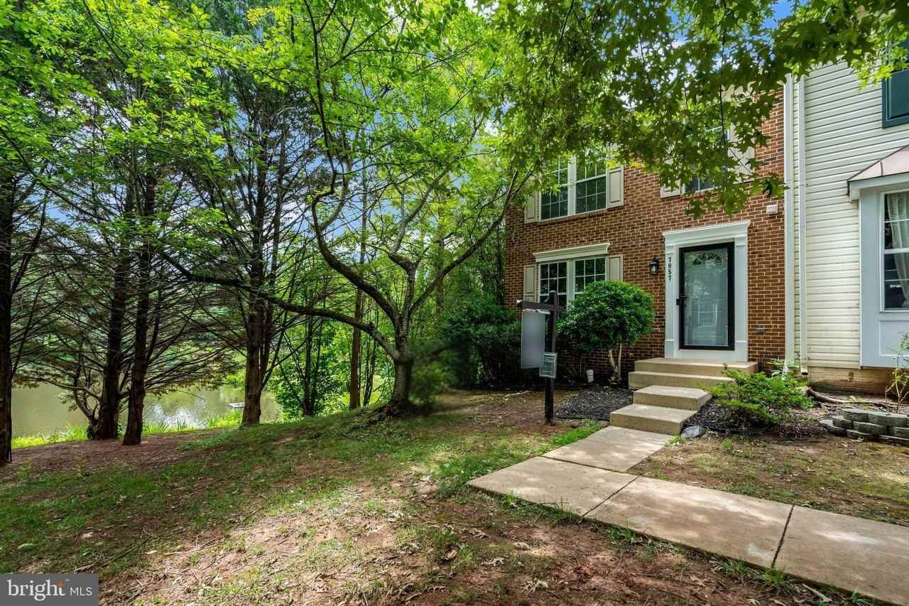 7057 Sauvage Ln - Photo 2 of 50