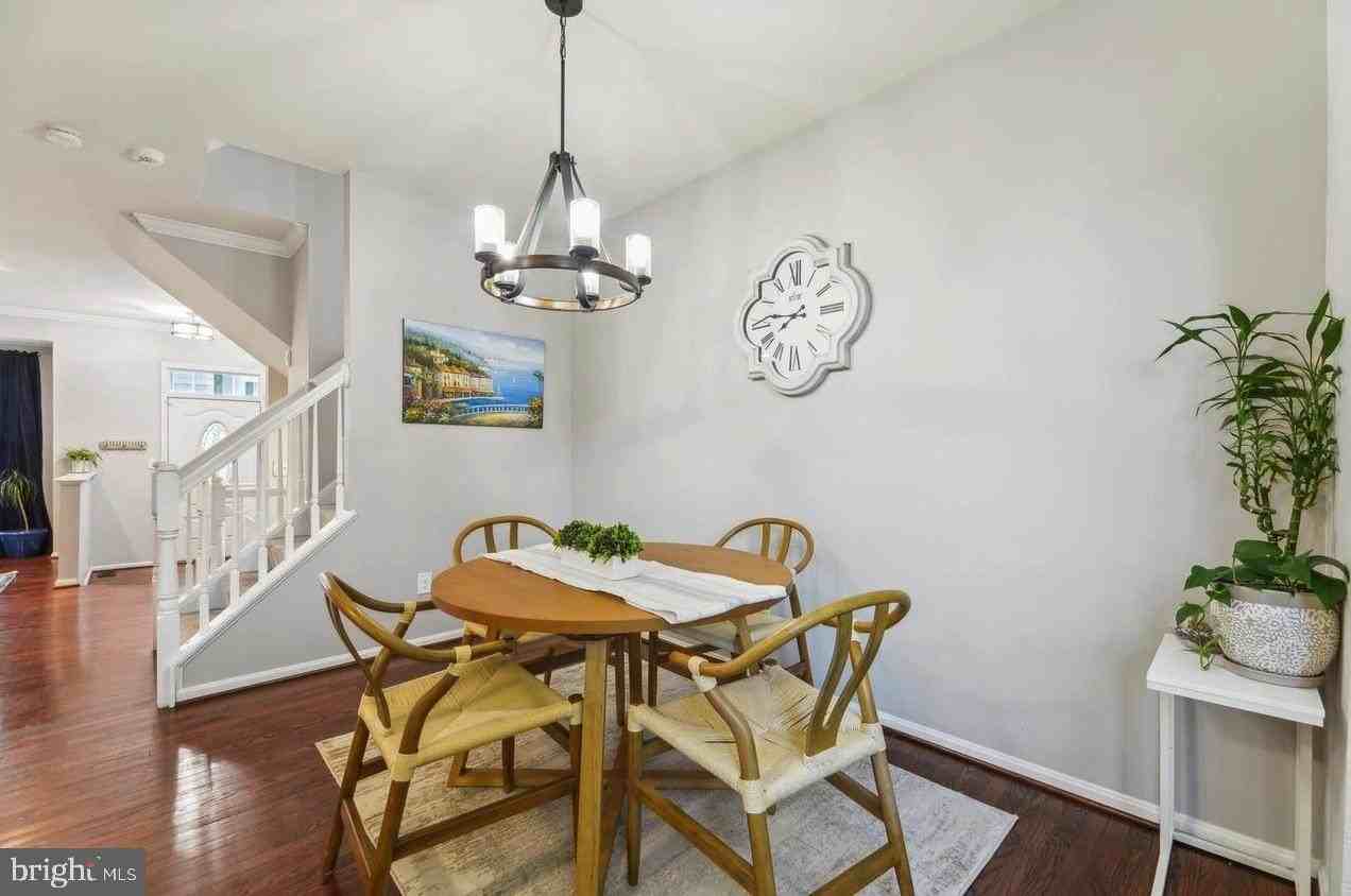 3942 Hartlake St - Photo 7 of 30