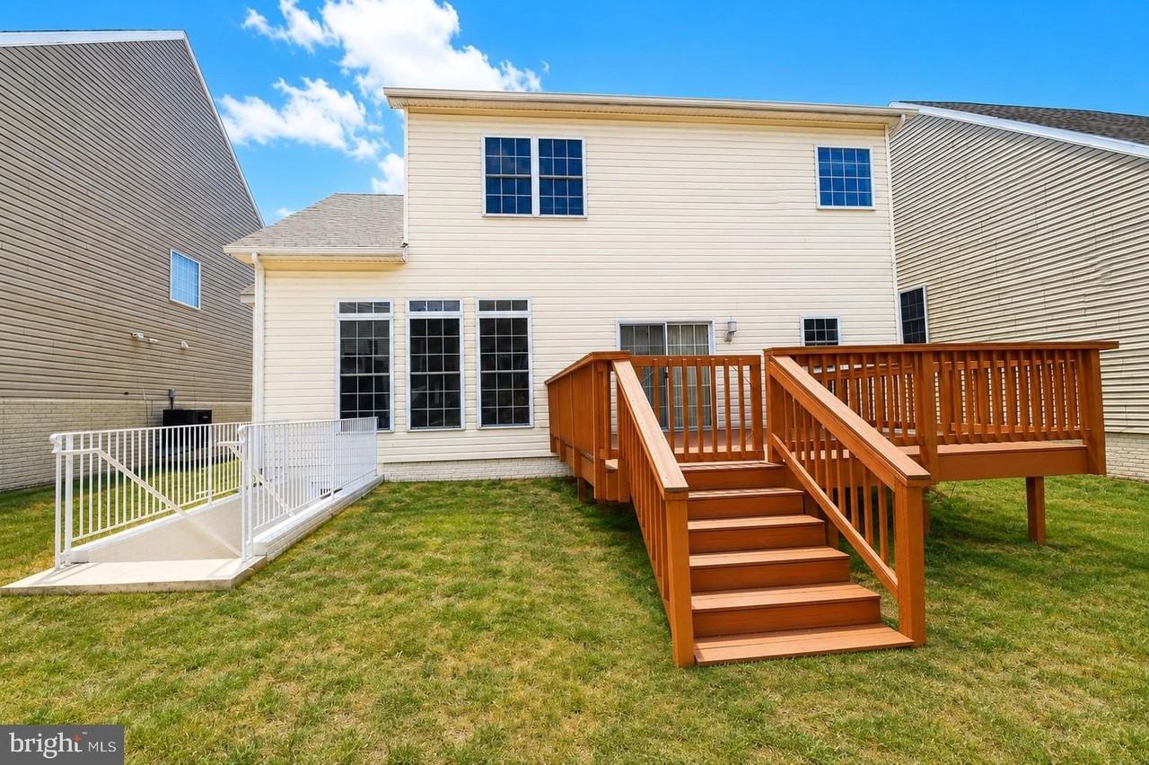 38 Hot Springs Way - Photo 3 of 19