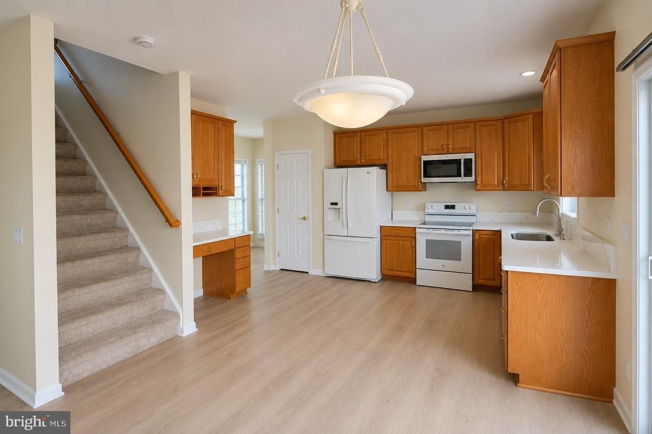 38 Hot Springs Way - Photo 6 of 19