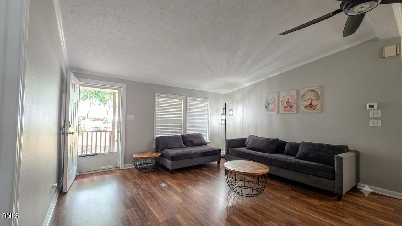 530 Avent Ferry Rd - Photo 3 of 16