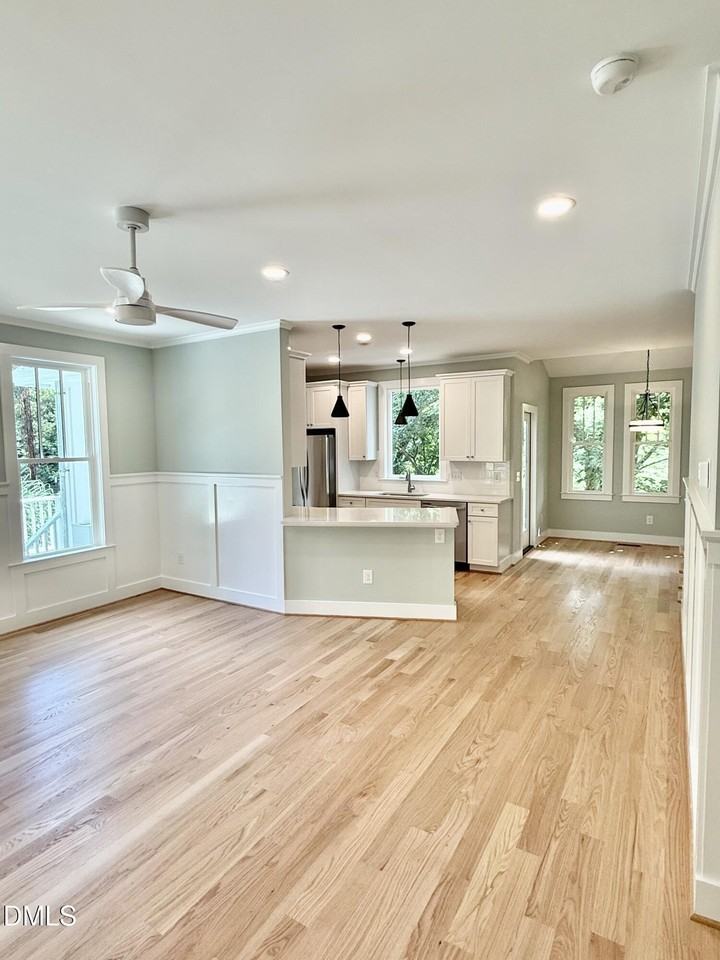 107 N Bellvue Ave - Photo 4 of 19