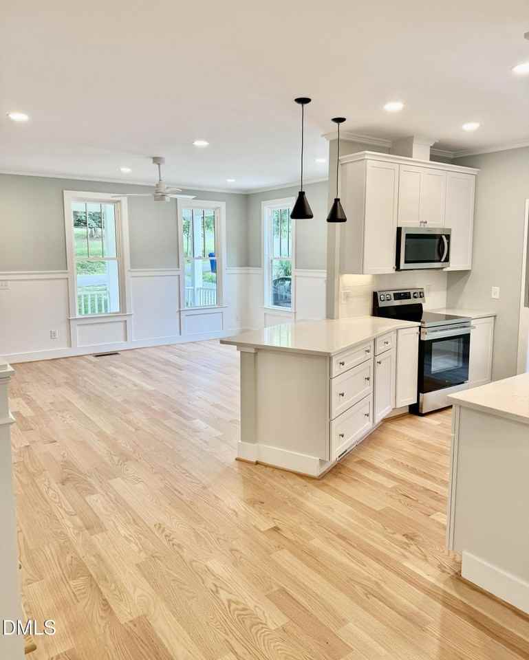 107 N Bellvue Ave - Photo 5 of 19