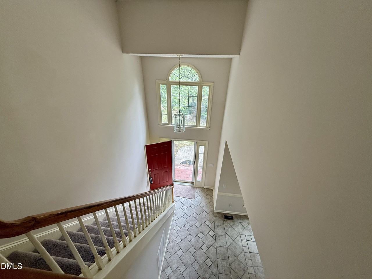 110 Palmer Meadow Ct - Photo 5 of 25