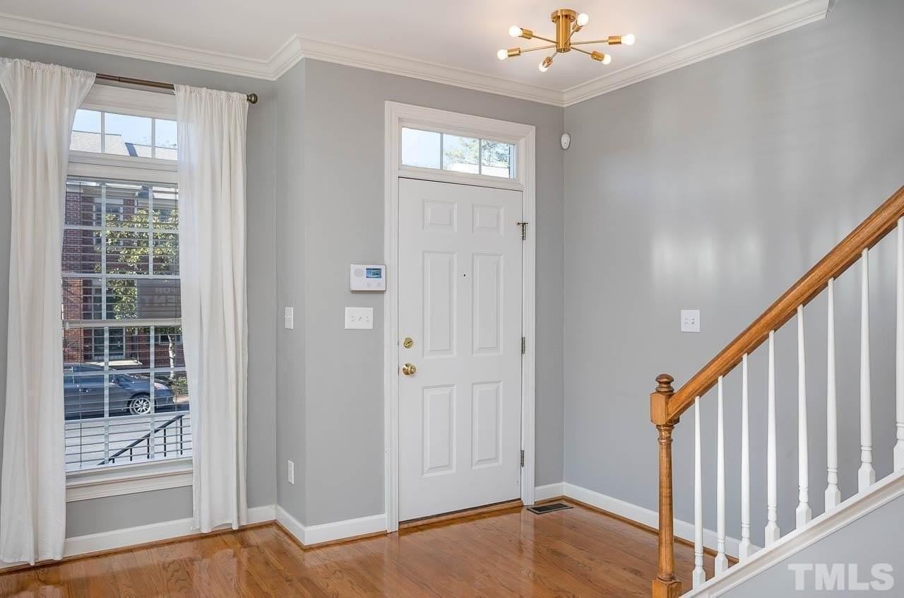 130 Fenner Ln - Photo 4 of 23