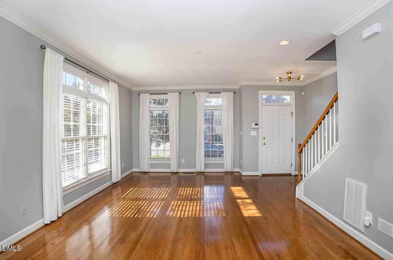 130 Fenner Ln - Photo 7 of 23