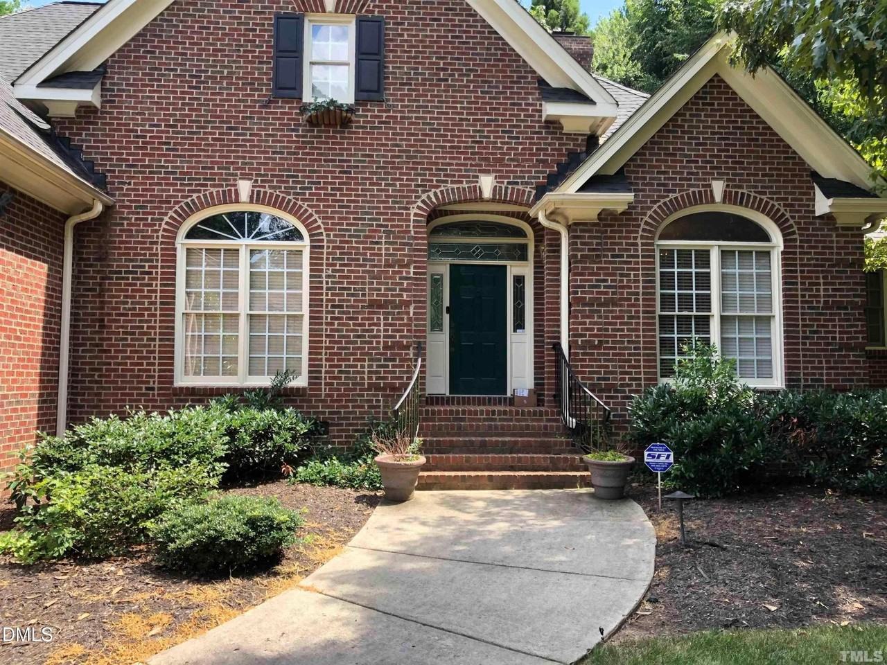 205 Berry Hill Dr - Photo 2 of 43