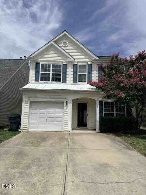204 Caraleigh Ct - Photo 2 of 37
