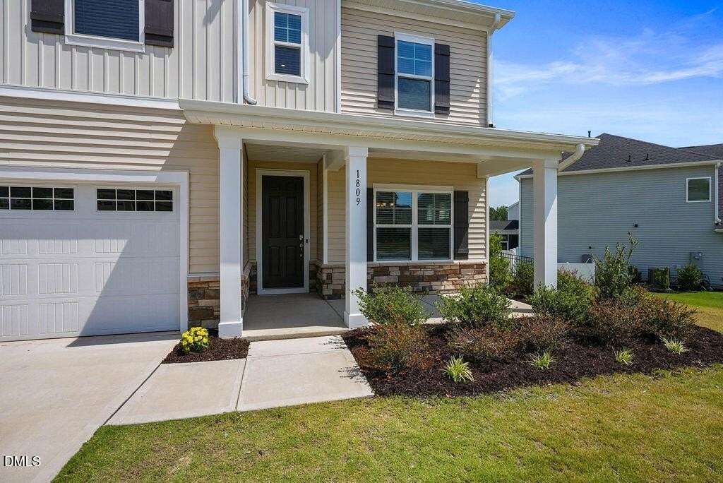 1809 Delaney Hills Ln - Photo 6 of 50