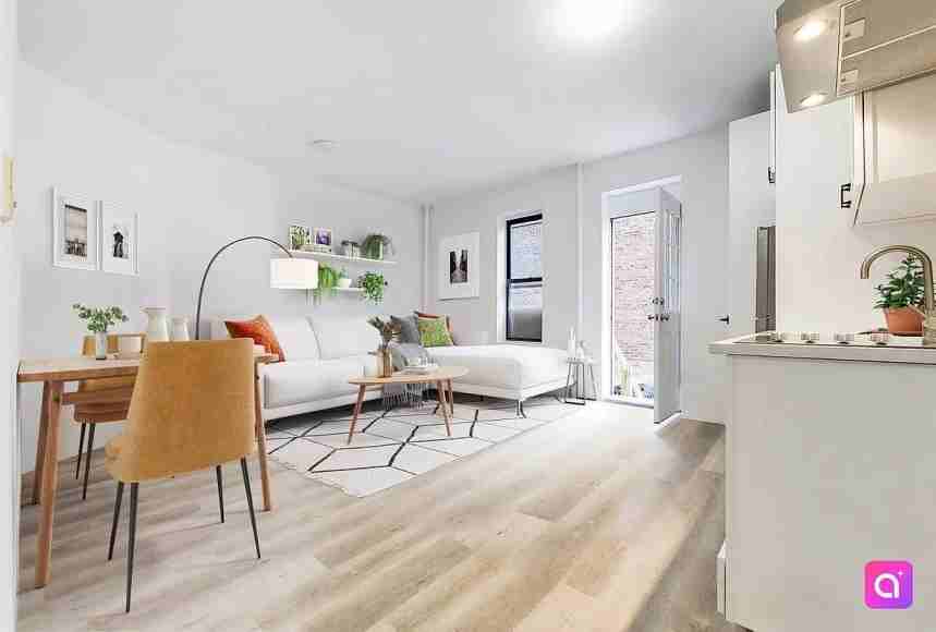 4107 28th Ave - Photo 2 of 8