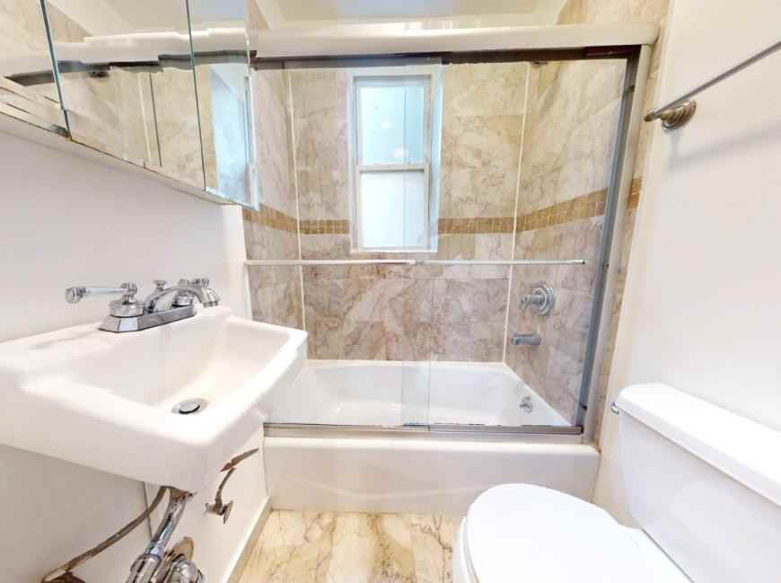 86 Bradhurst Ave - Photo 6 of 6
