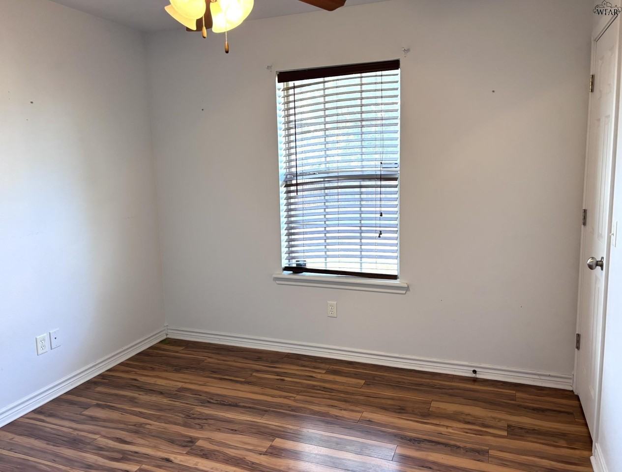 100 Kaitlin St - Photo 6 of 12