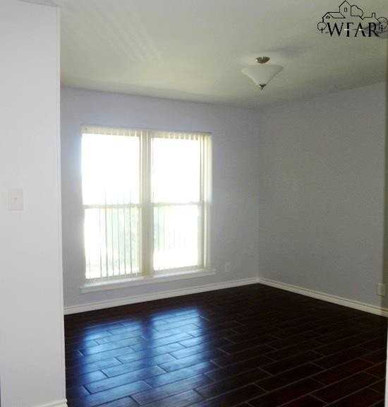 4714 Lois Ln - Photo 6 of 17