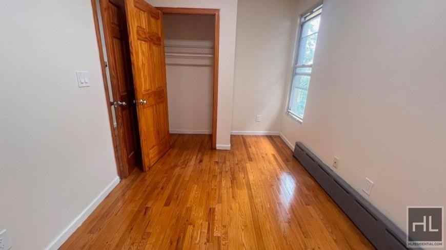 350 E 5th St - Photo 6 of 10