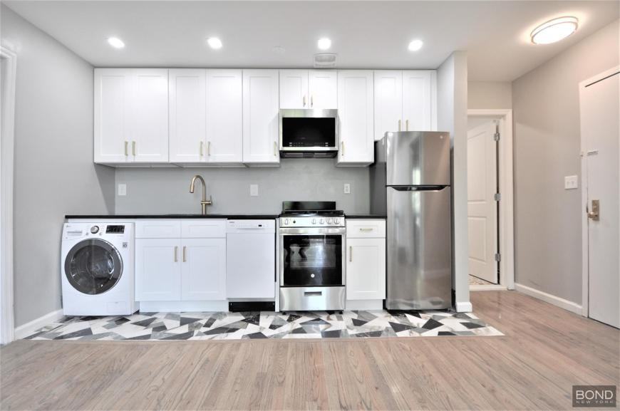 1559 Dean St - Photo 2 of 7