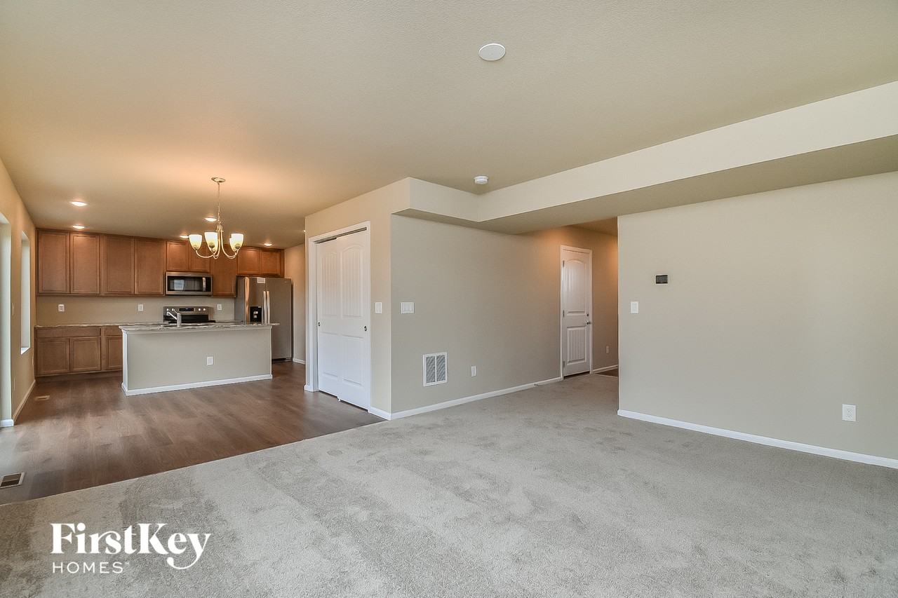 10225 Luneth Dr - Photo 3 of 15