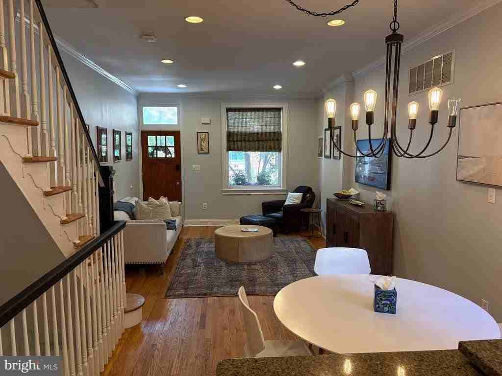 2608 Swain St - Photo 7 of 34