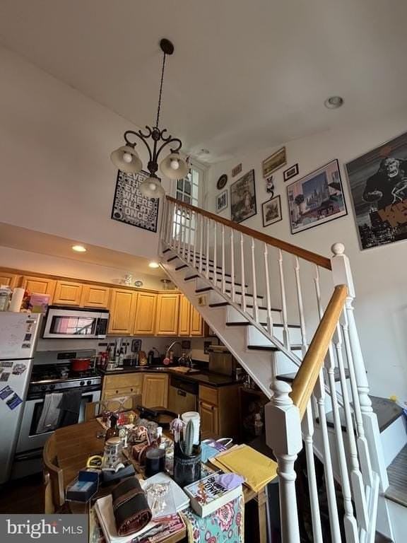 1609 Mount Vernon St #10 - Photo 5 of 11