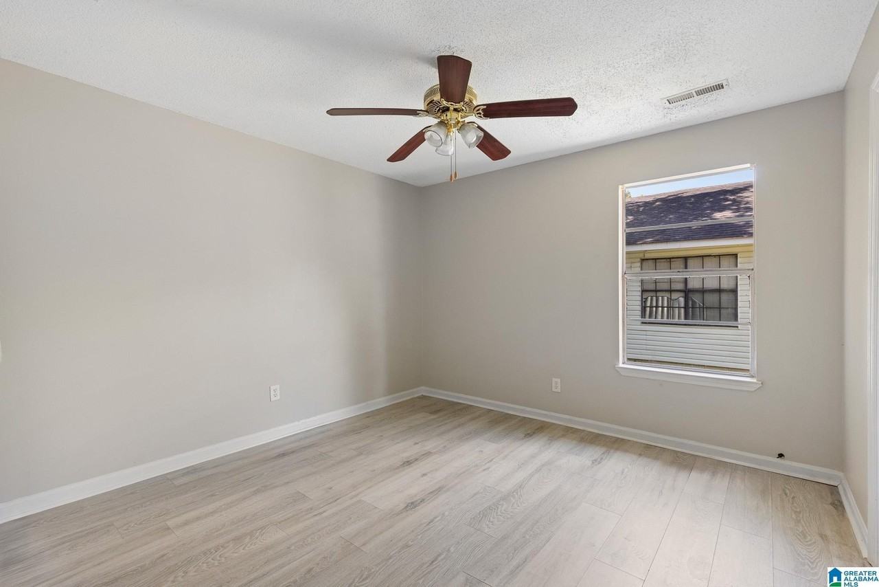 63 Bluebell St - Photo 6 of 10