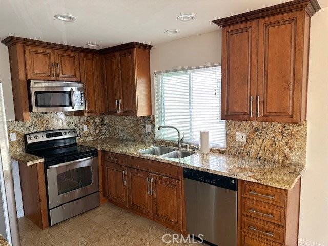 501 Marguerite Ave #1-2 - Photo 2 of 8