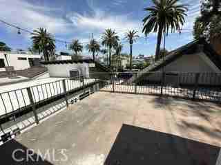 501 Marguerite Ave #1-2 - Photo 6 of 8