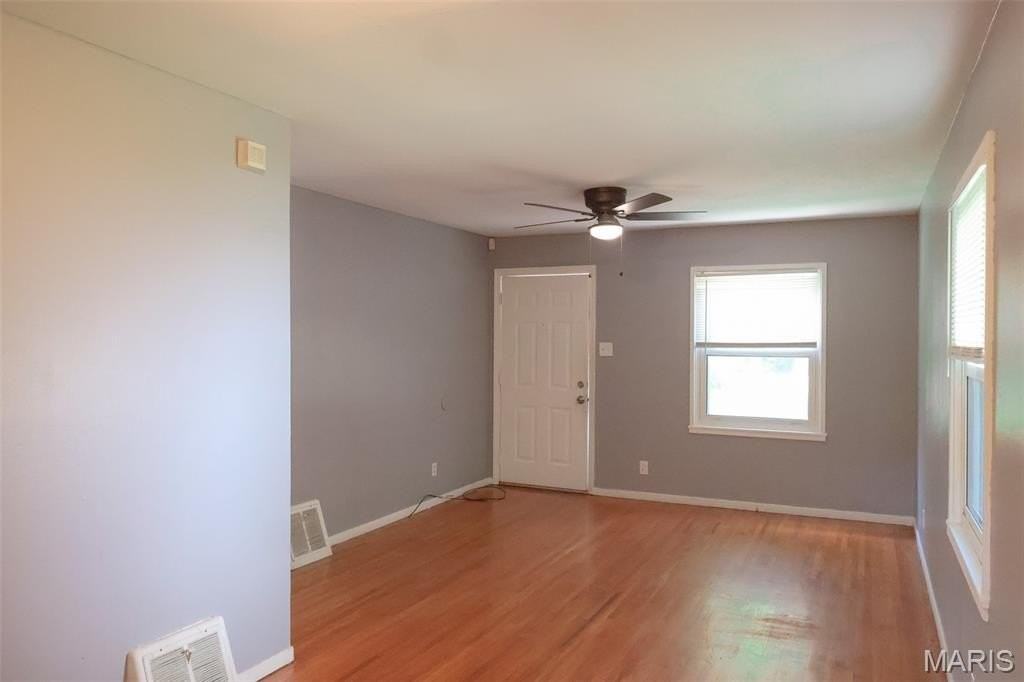 417 Crawford Rd - Photo 3 of 15