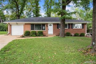 9731 Twincrest Dr - Photo 1 of 1