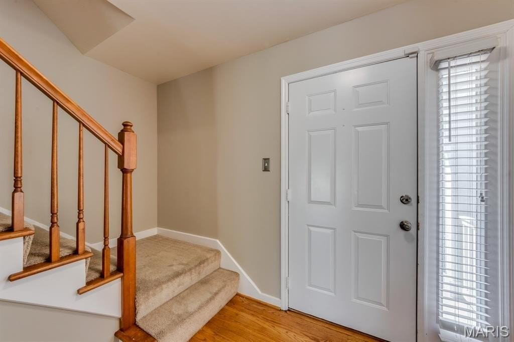 340 Emmanuel Ct - Photo 4 of 50