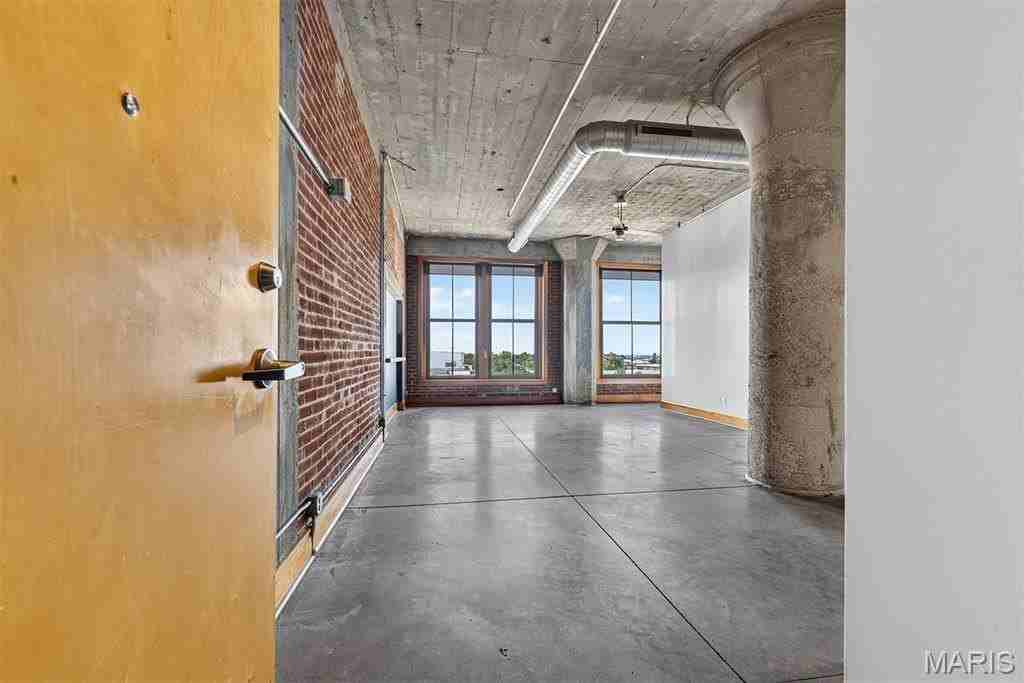 1601 Washington Ave #401 - Photo 6 of 21