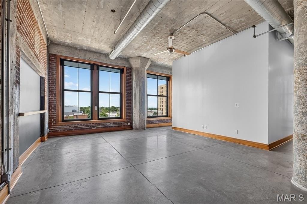 1601 Washington Ave #401 - Photo 7 of 21