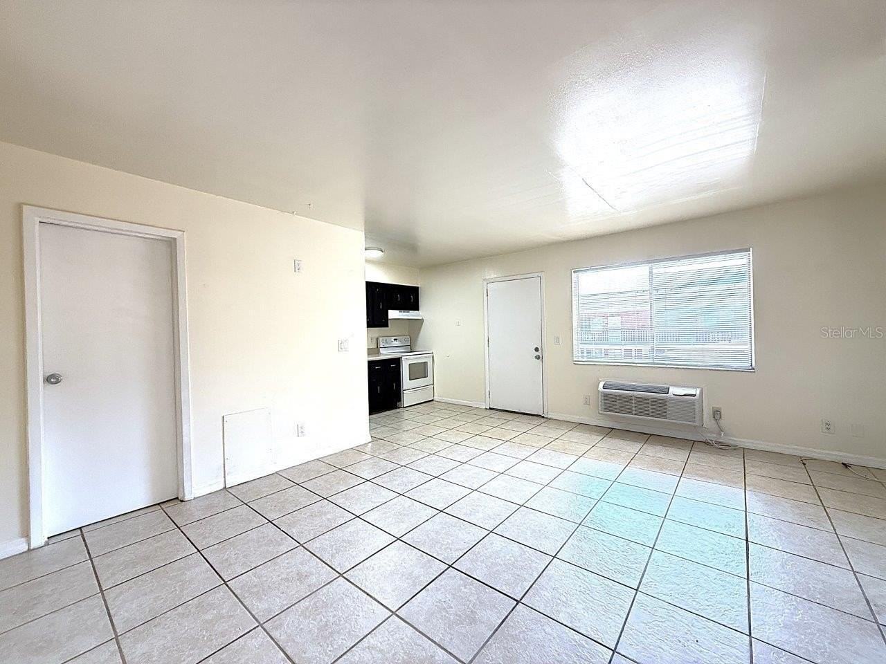 3301 58th Ave S #211 - Photo 4 of 8