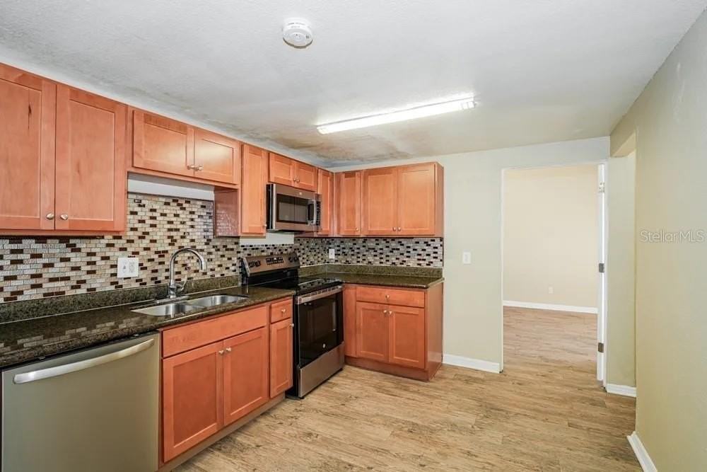 6405 Regatta Ct - Photo 3 of 15