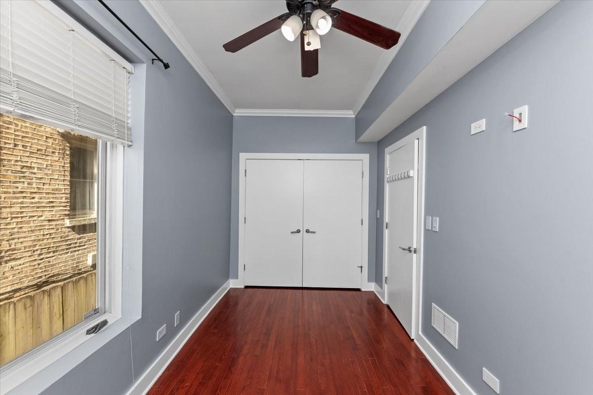 2052 N Campbell Ave #1W - Photo 5 of 8