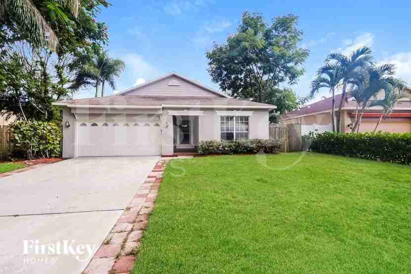 6329 Dimond St - Photo 2 of 17
