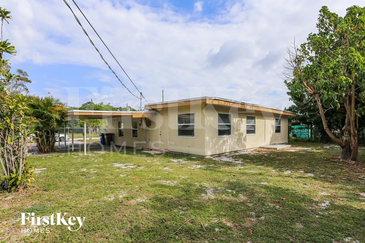 4531 Neave - Photo 2 of 16