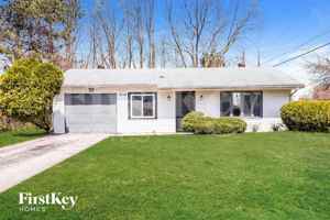 featured image of 2634 Westleigh Dr