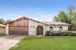 featured image of 16939 Macleish Dr