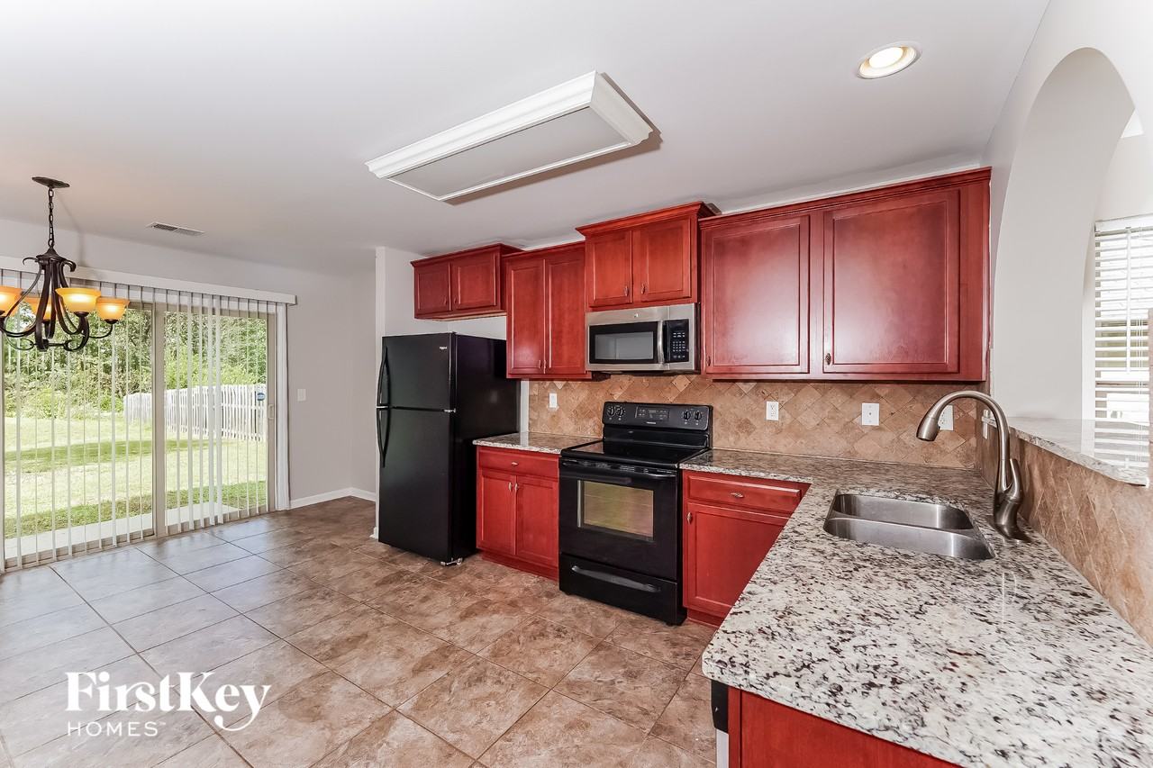 150 Briar Ridge Ln - Photo 5 of 14